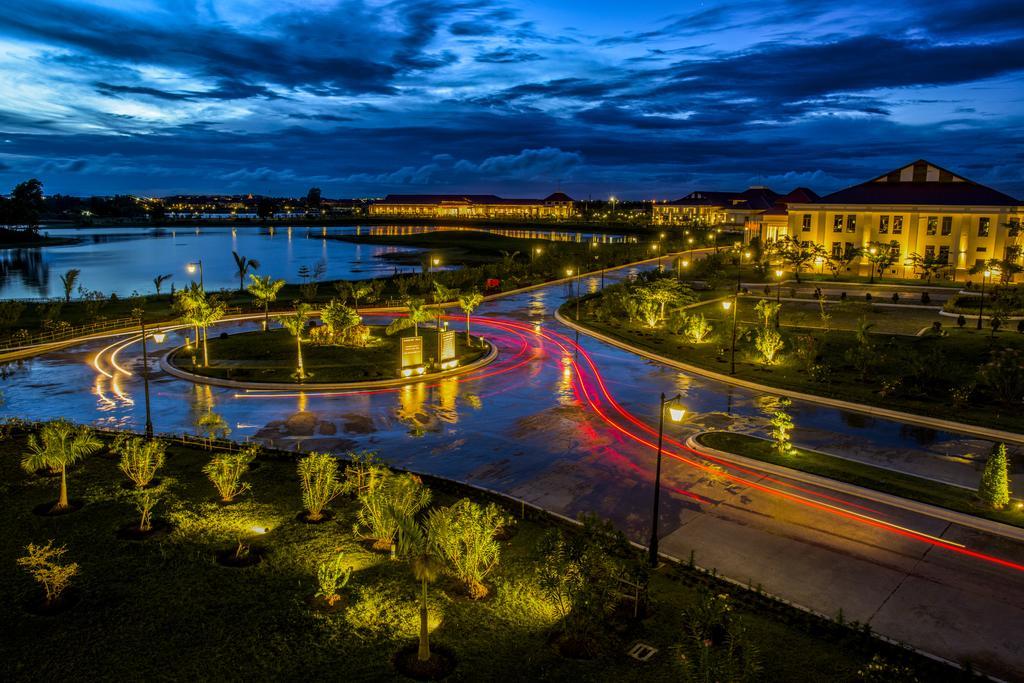 Horizon Lake View Resort Naypyidaw Екстериор снимка