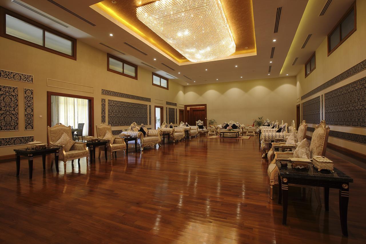 Horizon Lake View Resort Naypyidaw Стая снимка